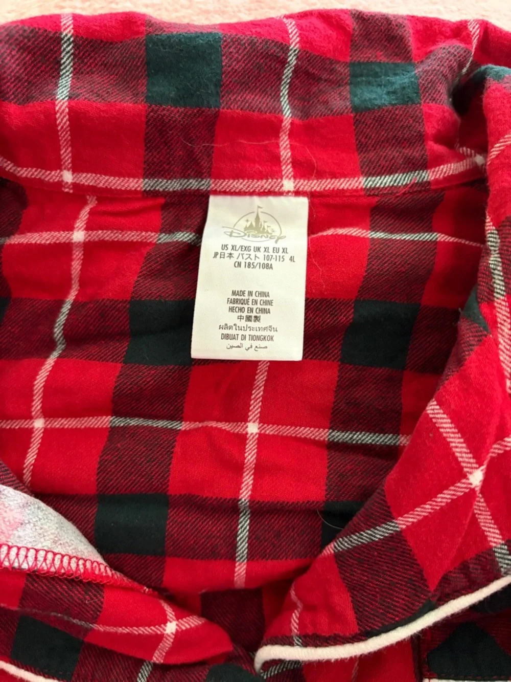 🎄Disney store Minnie Mouse plaid flannel holiday nightgown size XL GUC! - Picture 9 of 10